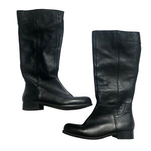 Nine West Black Heeled Boots Classic Leather Style Pebbled Leather
